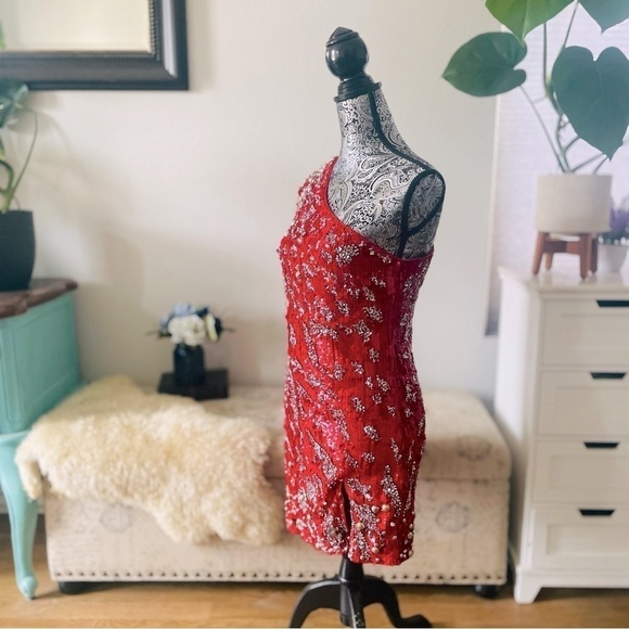 Dundas x Revolve Jett Sequin Embellished One-Shoulder Mini Dress in Red, Small - Picture 10 of 16